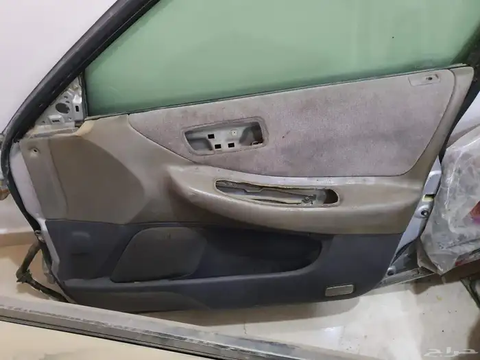 هوندا أكورد من 1999إلى 2000 3