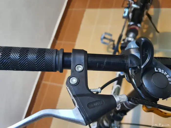 دراجه رياضي فرامل اصلي نظيف كل شيء فرامل الاصلي كمان ما قاعد 7