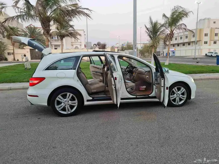 مرسيدسR350 موديل 2012 المحرك ستة سلندر جفالي ا 2