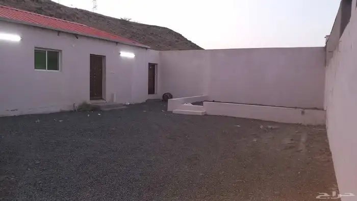 استراحه للايجار الشهري في حي الحاضره 1