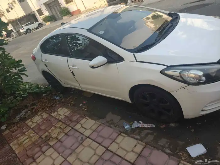 كيا سيراتو موديل 2015 5