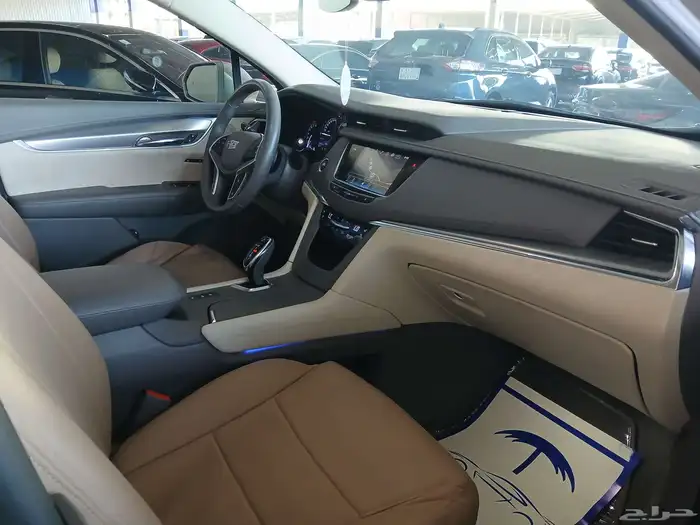 كاديلاك xT5 موديل 2017 5