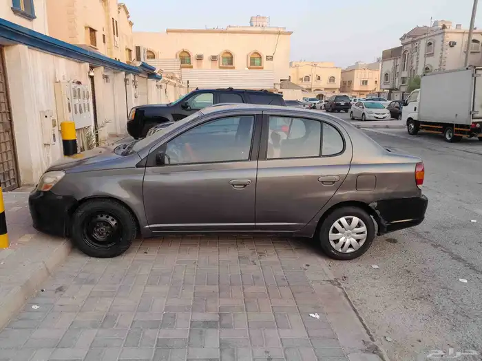 تويوتا ايكو 2005 4