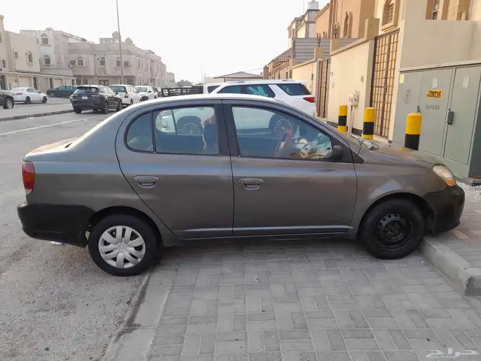 تويوتا ايكو 2005 5