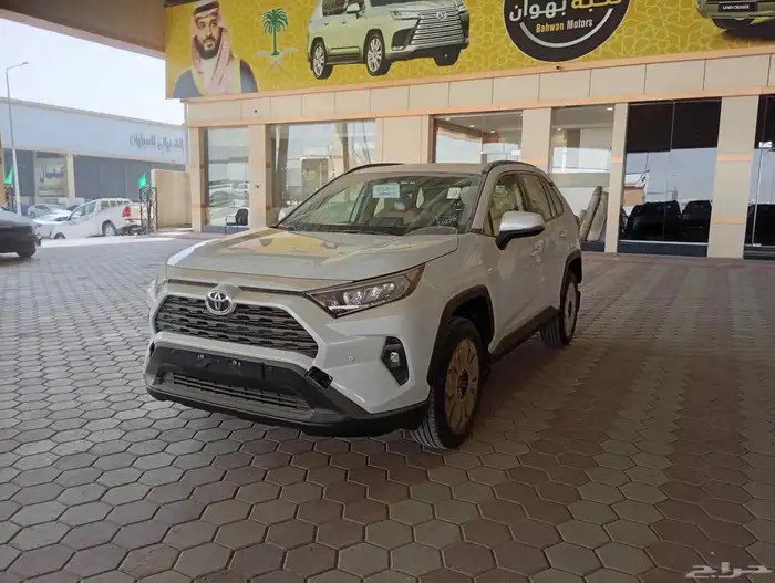 تويوتا راف فور LE بنزين دفع رباعي 2025 1