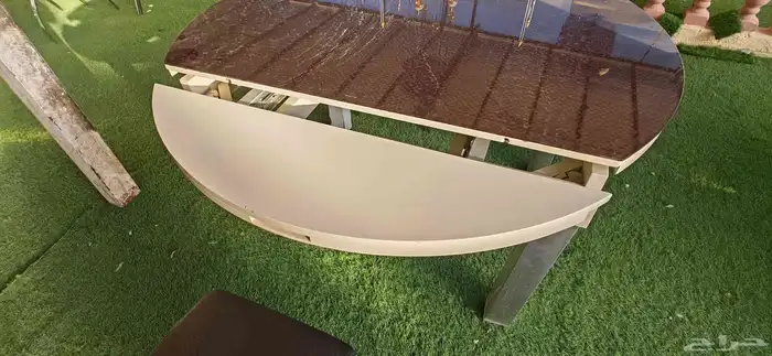 طلولة طعام لها عدة وضعيات 2