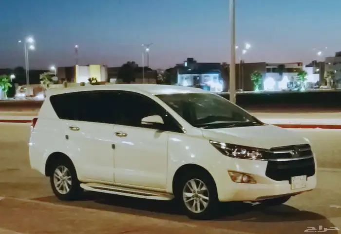 Toyota Innova 2016 1