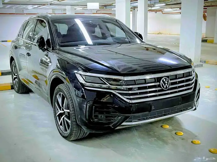طوارق 2022 Volkswagen Touareg R-Line (مزايا خاصة وممشى قليل) 5