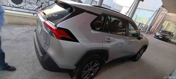 تويوتا راف 4 موديل 2023 8