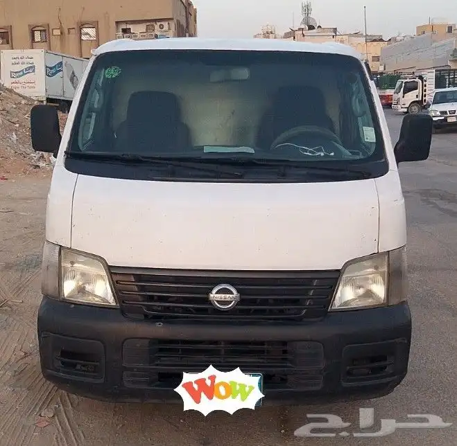للبيع باص نيسان اورفان بضاعه ديزل موديل 2006 6