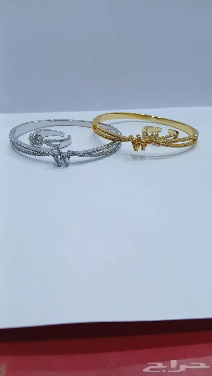 إسوارة أنيقة مع خاتم 11