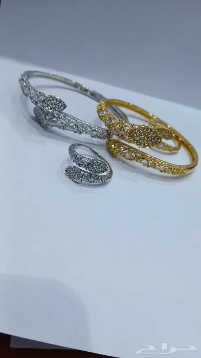 إسوارة أنيقة مع خاتم 6