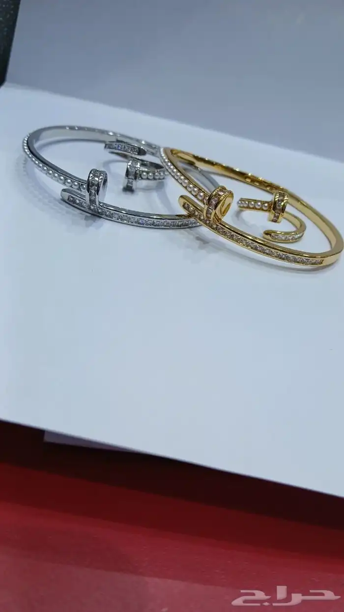إسوارة أنيقة مع خاتم 27