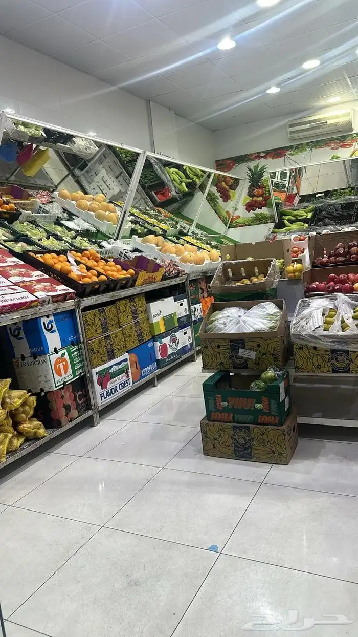 محل خضار وفاكهه للبيع بجميع اغراضه 4