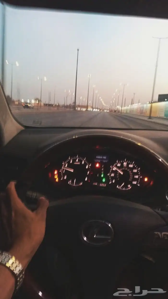 لكزس 100عام es350 للبيع عاجل البيع سمح 19