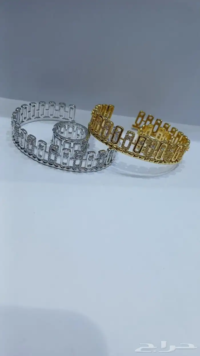 إسوارة أنيقة مع خاتم 12