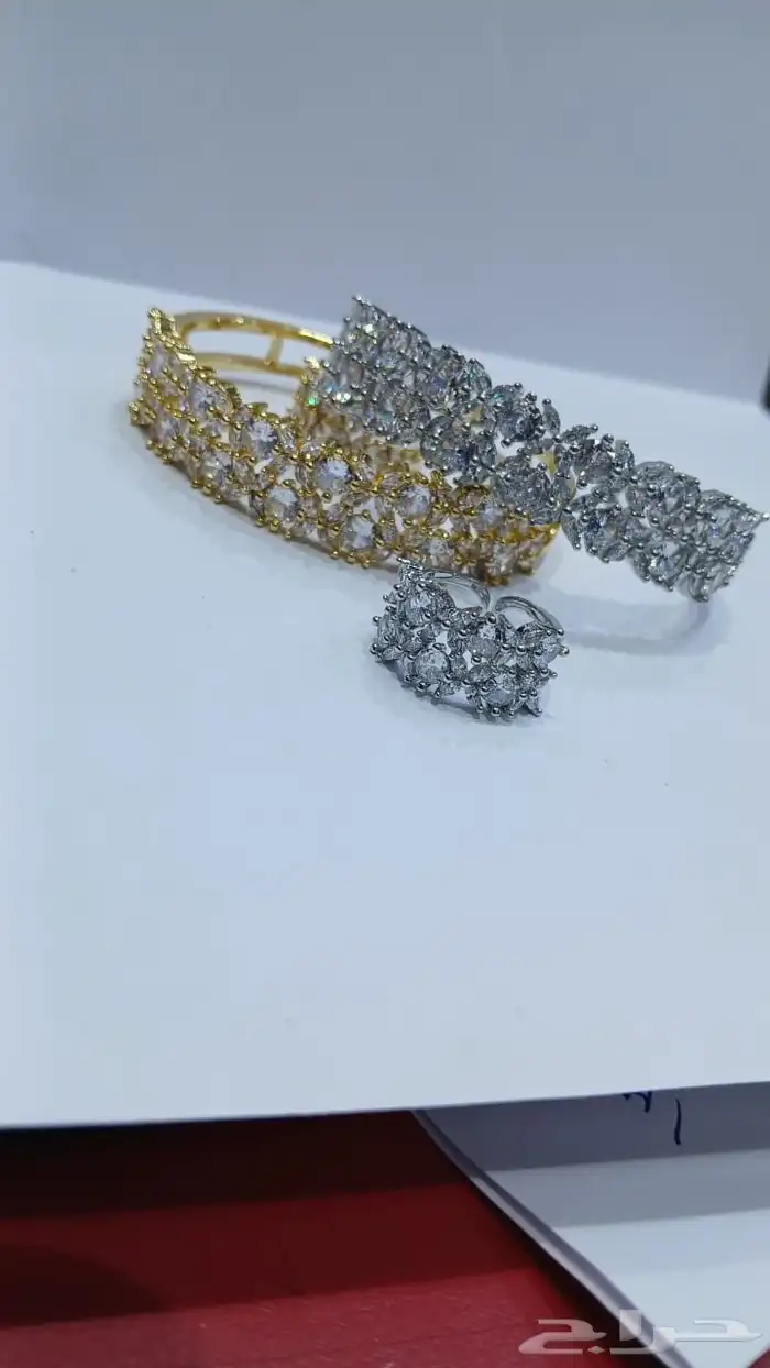 إسوارة أنيقة مع خاتم 1