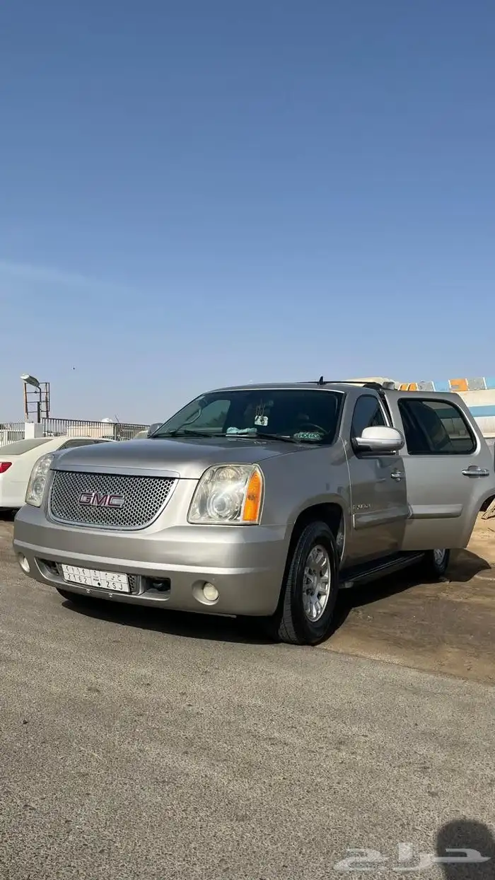 جمس يوكن دينالي فل كامل دبل قصير علي الشرط 2007دنالي 0