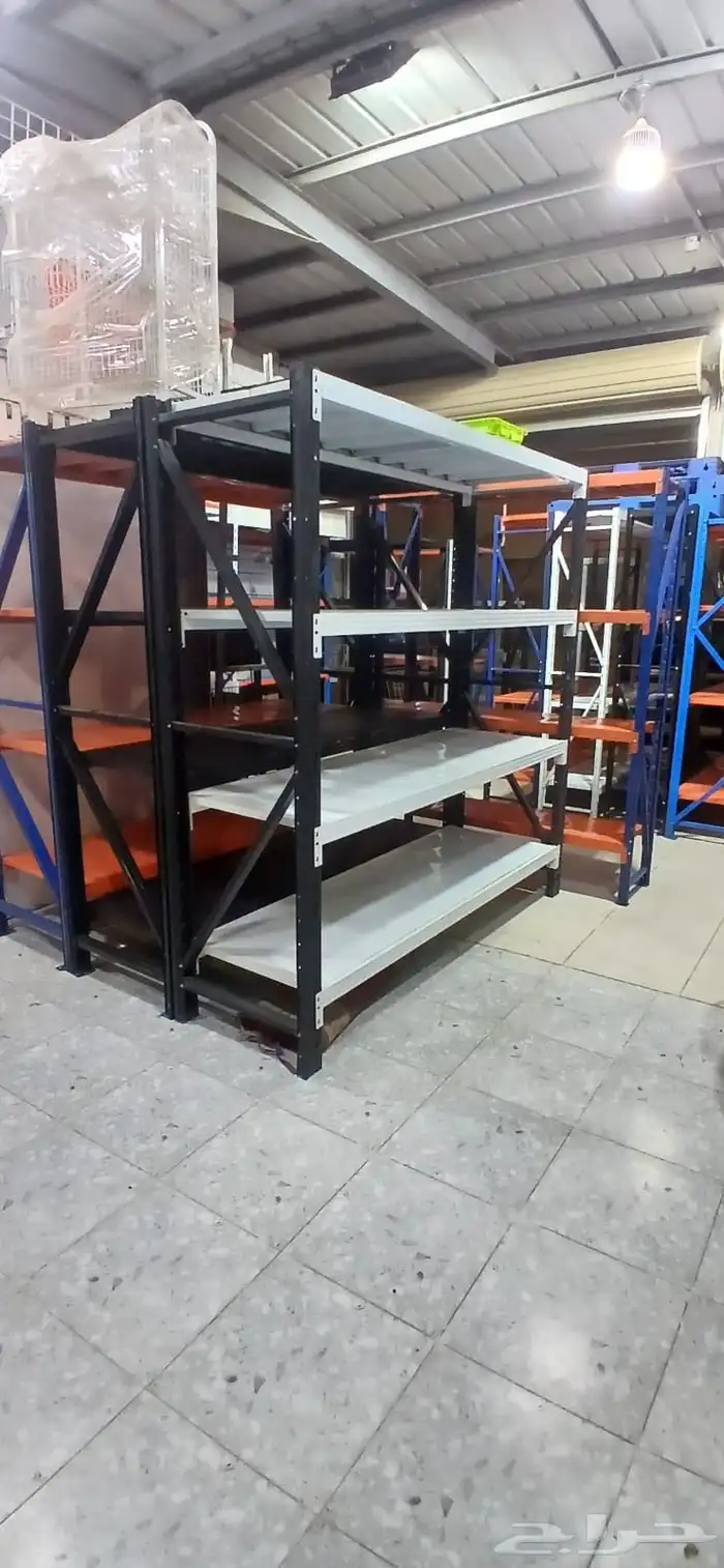 يوجد لدينا جميع انواع الرفوف المستودع ومستلزماتها 7