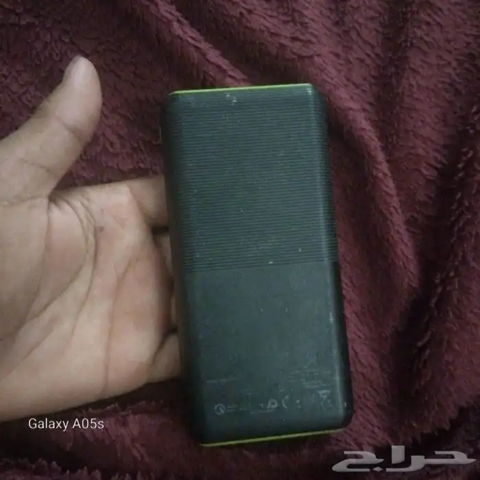 بطاري خازن القوه عشرين ألف مضمون يعبي اربعه جوالات 1