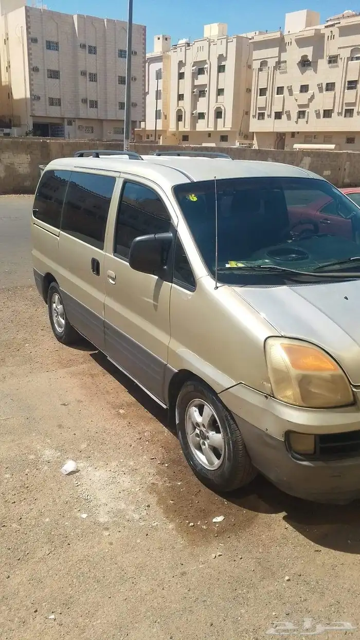 فان H1 ديزل موديل 2005 بحالة ممتازه السعر 22000 3