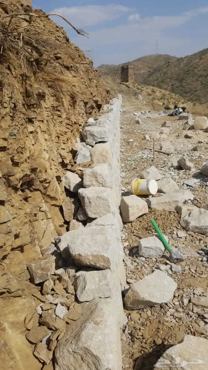معلم حصى رباريب وبنايات حصى كبير وصغير 3