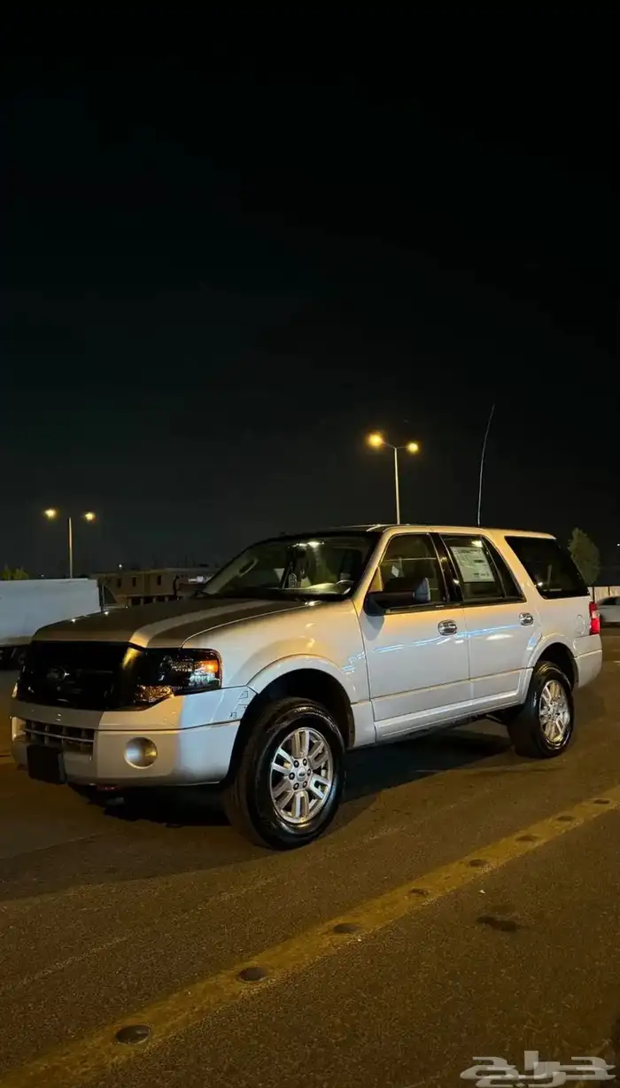 فورد اكسبديشن 2012 فضي 5