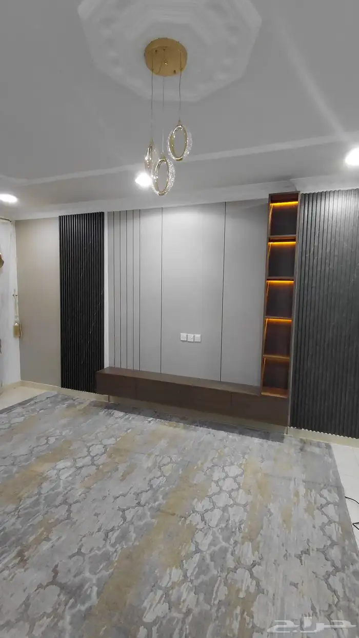 رائد اعمال فني جميع انواع الديكورات والدهانات المنزلي 0