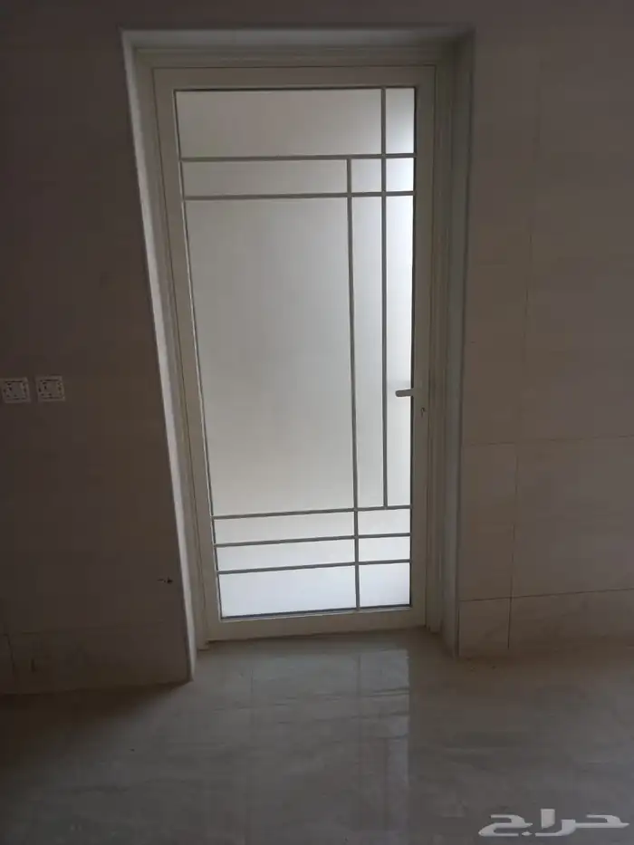 ابواب المنيوم زجاج سكريت تفصيل ابواب بوابات زجاج واجهات 1