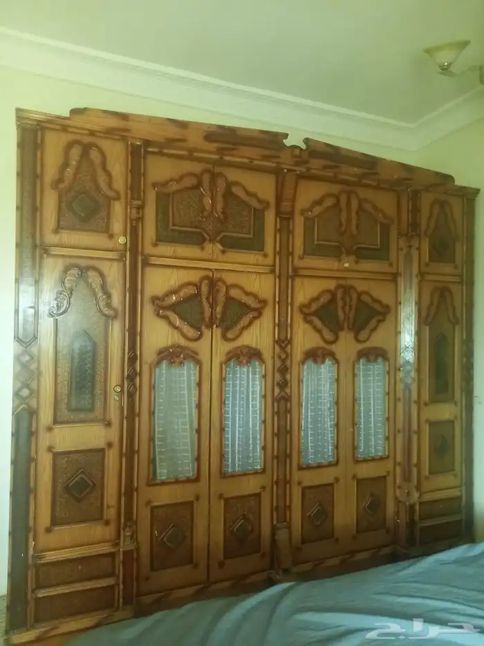 غرفه نوم سرير _ 2 كمودينه _ توليت _ دولاب و مجلس للبيع 0
