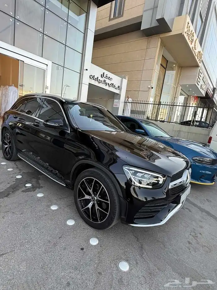 مرسيدس GLC 300 هاتشباك 2021 2