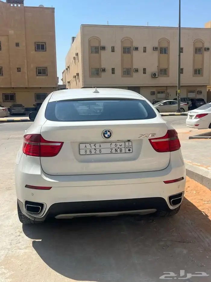 موديل 20011 BMW X6 1