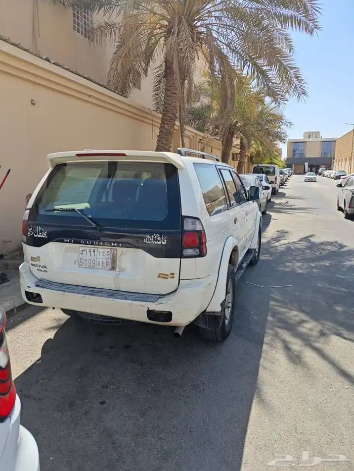 جيب متسوبيشي ناتيفا 4