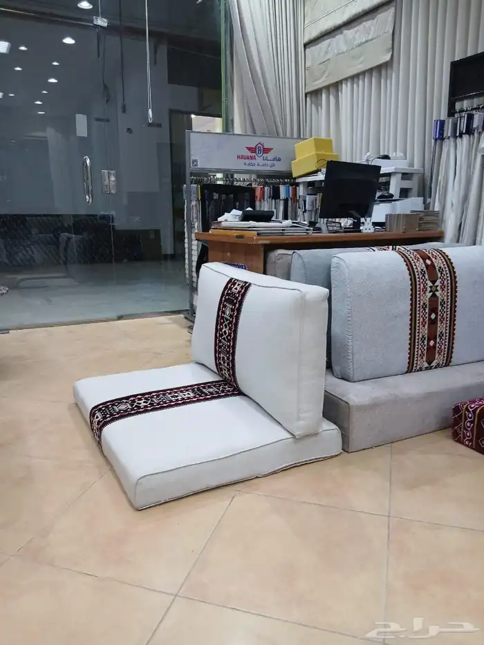 تفصيل وتنجيد كنب وجلست خارجيه حسب الطلب 3