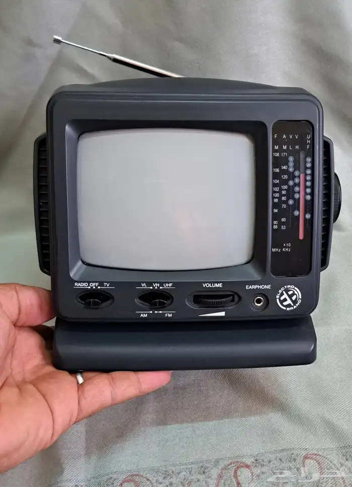 تلفزيون كلاسيكي و راديو اف ام من الزمن الطيبين 1