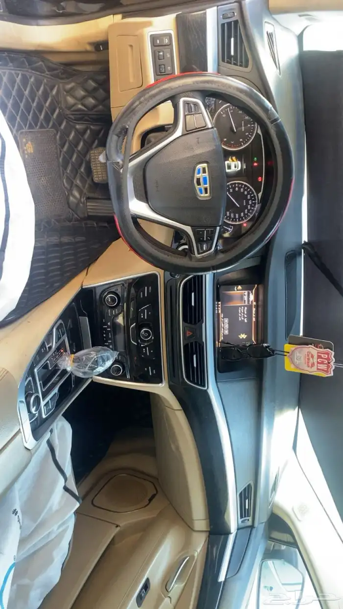 للبيع جيلي امجراند2017 ستة سلندر اللون أسود 4