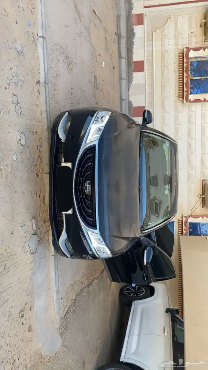 للبيع جيلي امجراند2017 ستة سلندر اللون أسود 0