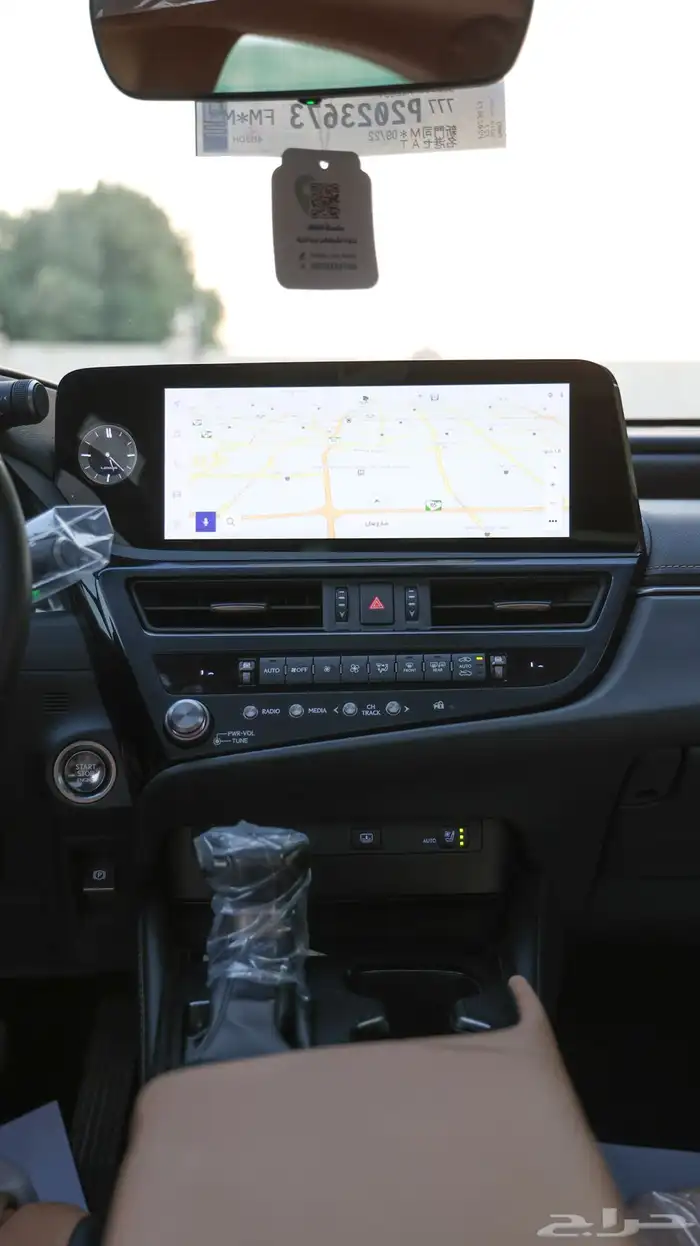 لكزس ES350 .. ( شبه جديد ) 32