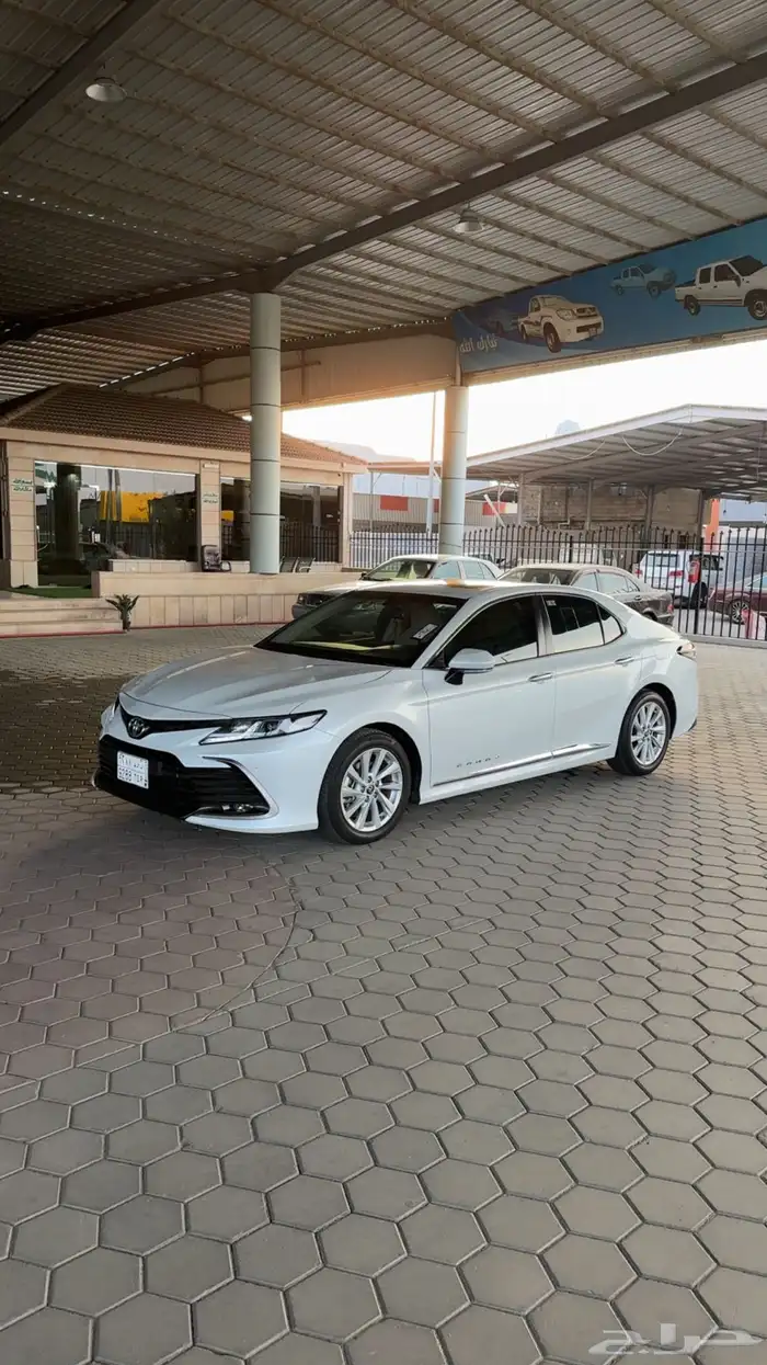 كامري 2023 سعودي فل كامل (بنزين) ب 93.000 1