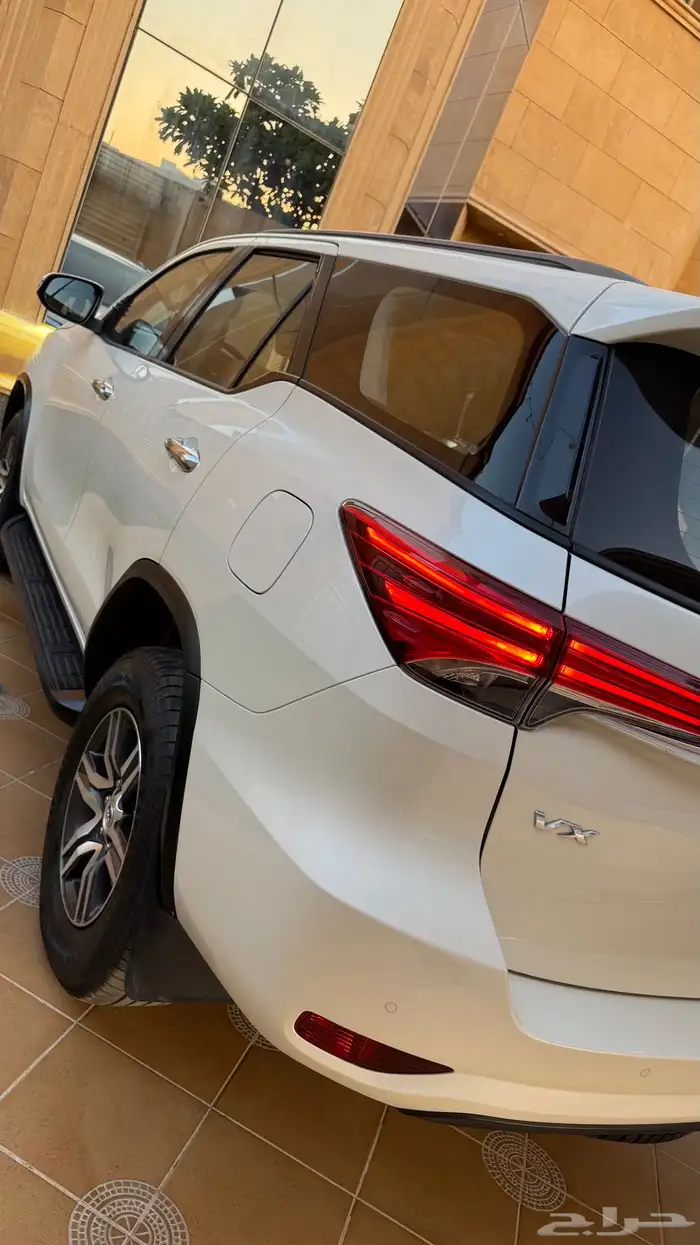 تويوتا فورتشنر موديل 2022 فئة VX6 16