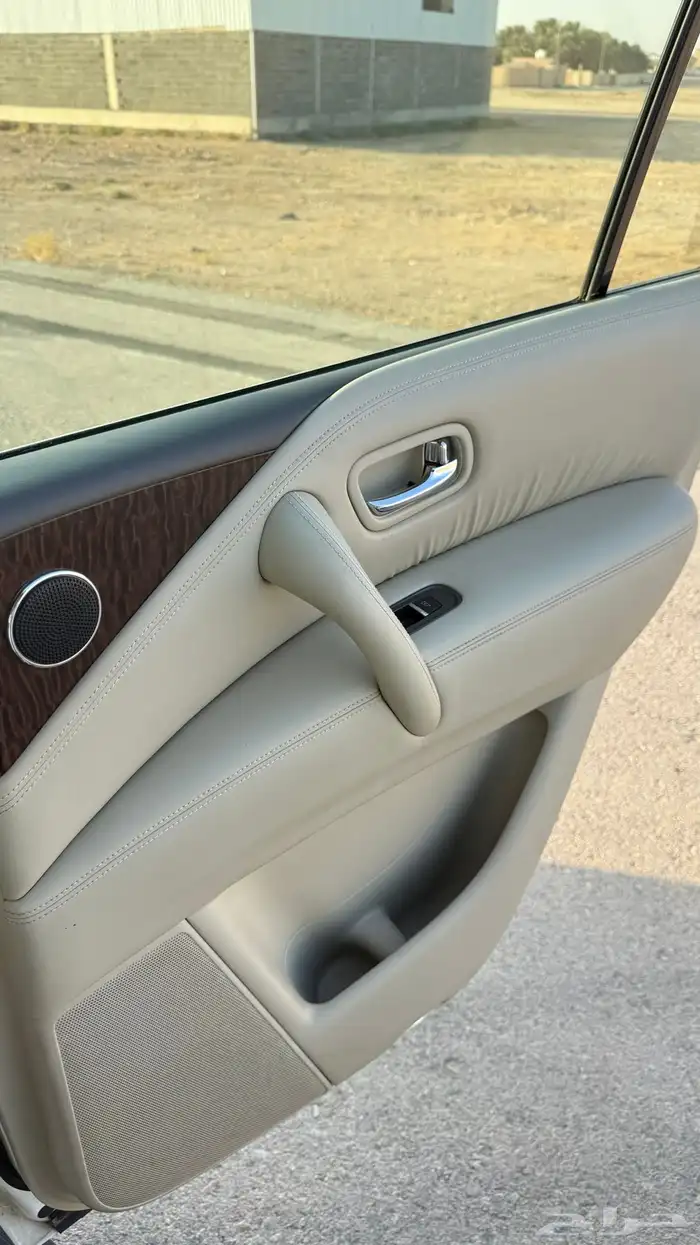 ( تم البيع ) باترول بلاتنيوم فل كامل 2015 عداد 170 الف فقط 24