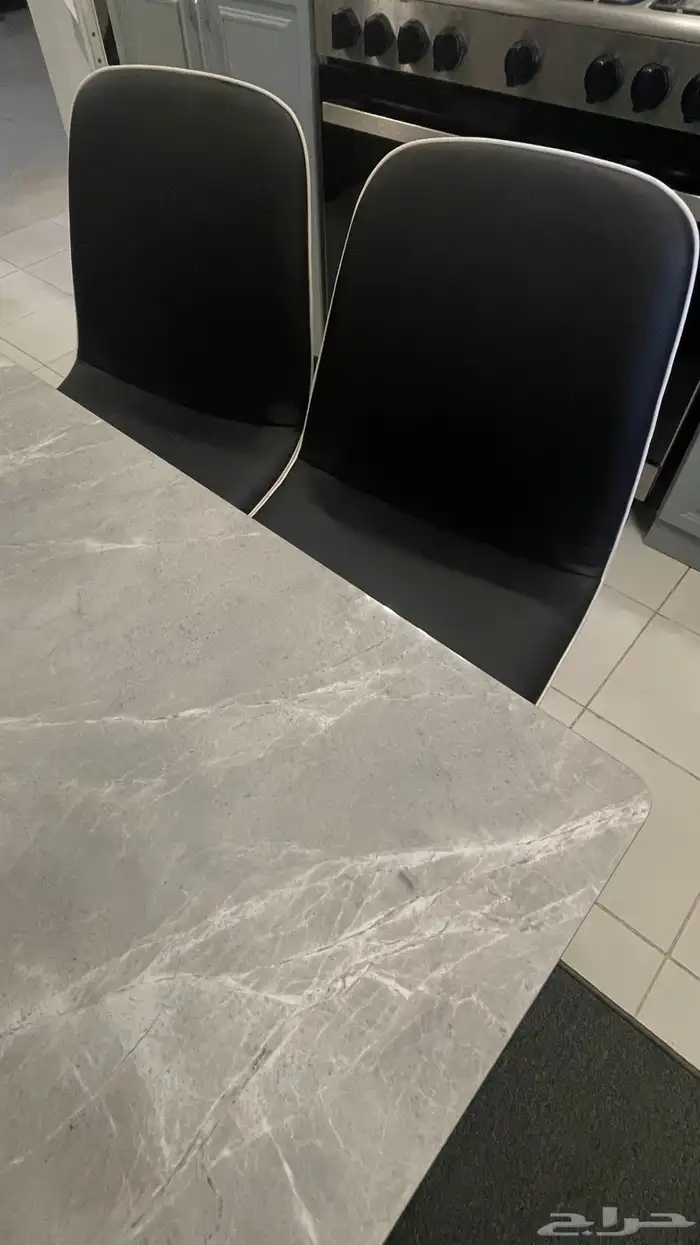 طاولة طعام رخام 4 كراسي 2