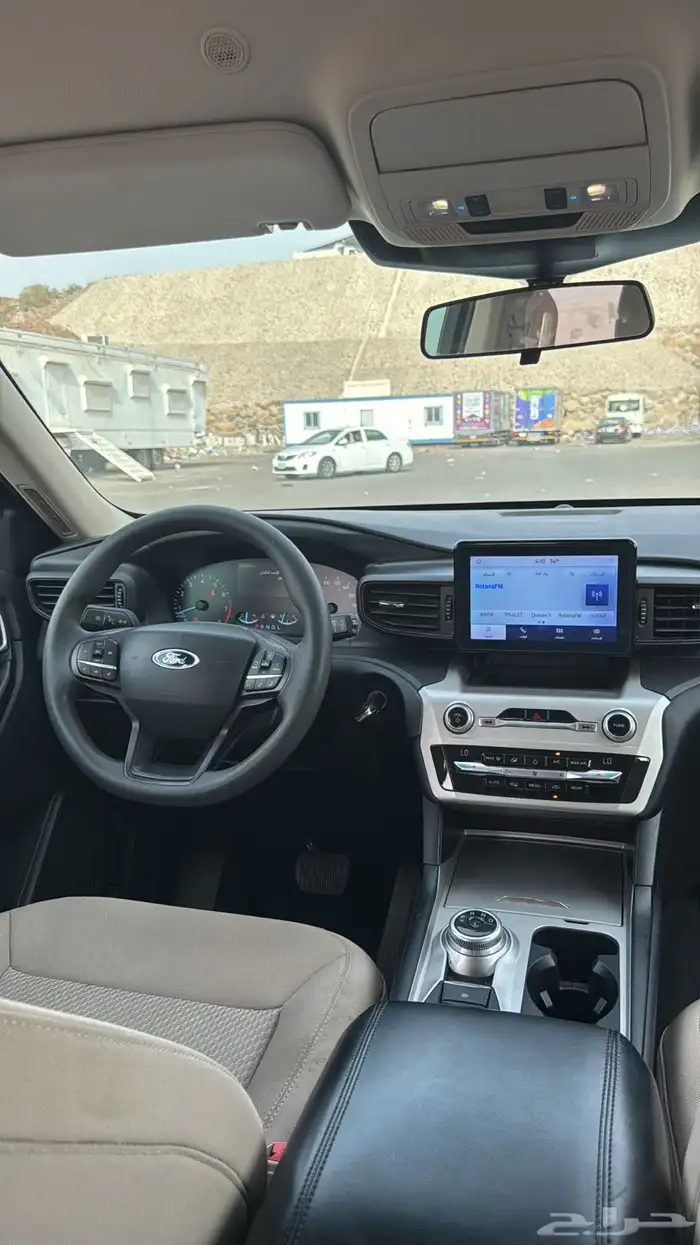 اكسبلورر 2021 نظيف V6 تنفس طبيعي دبل 21