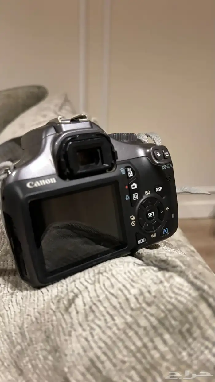 كانون 1100d  eos مستخدمه 2