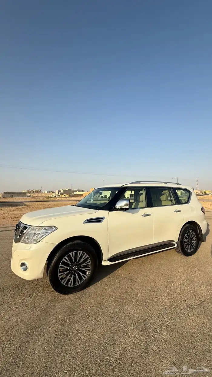 ( تم البيع ) باترول بلاتنيوم فل كامل 2015 عداد 170 الف فقط 9