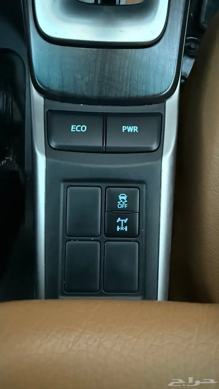 تويوتا فورتشنر موديل 2022 فئة VX6 37