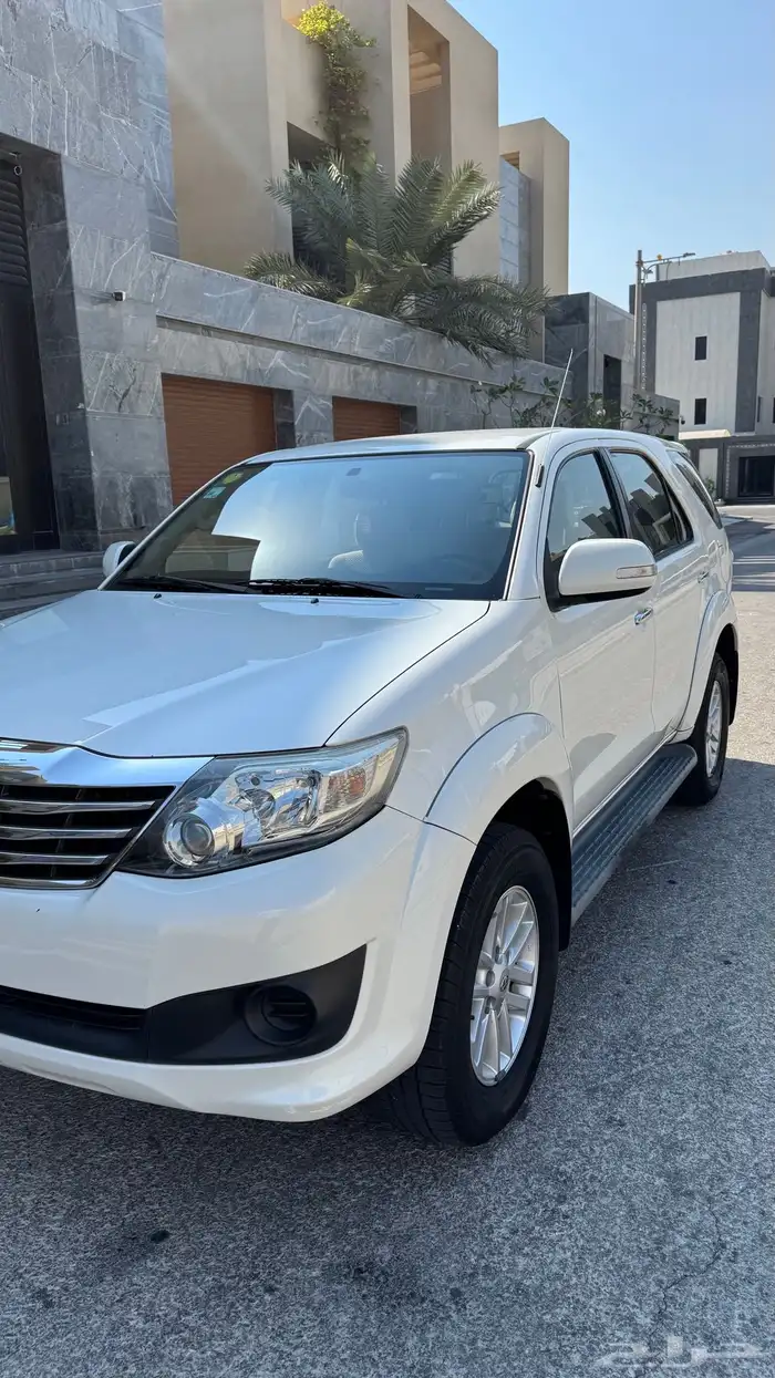 للبيع تويوتا فورتشنر 2014 بحالة الوكاله بدي وكاله 16