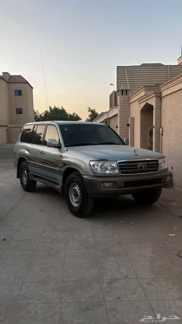 لاندكروزر فكسار معدل ومزود 0