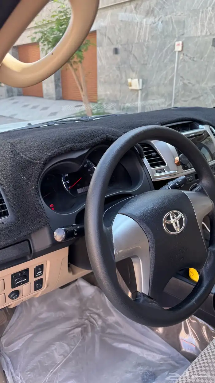 للبيع تويوتا فورتشنر 2014 بحالة الوكاله بدي وكاله 18