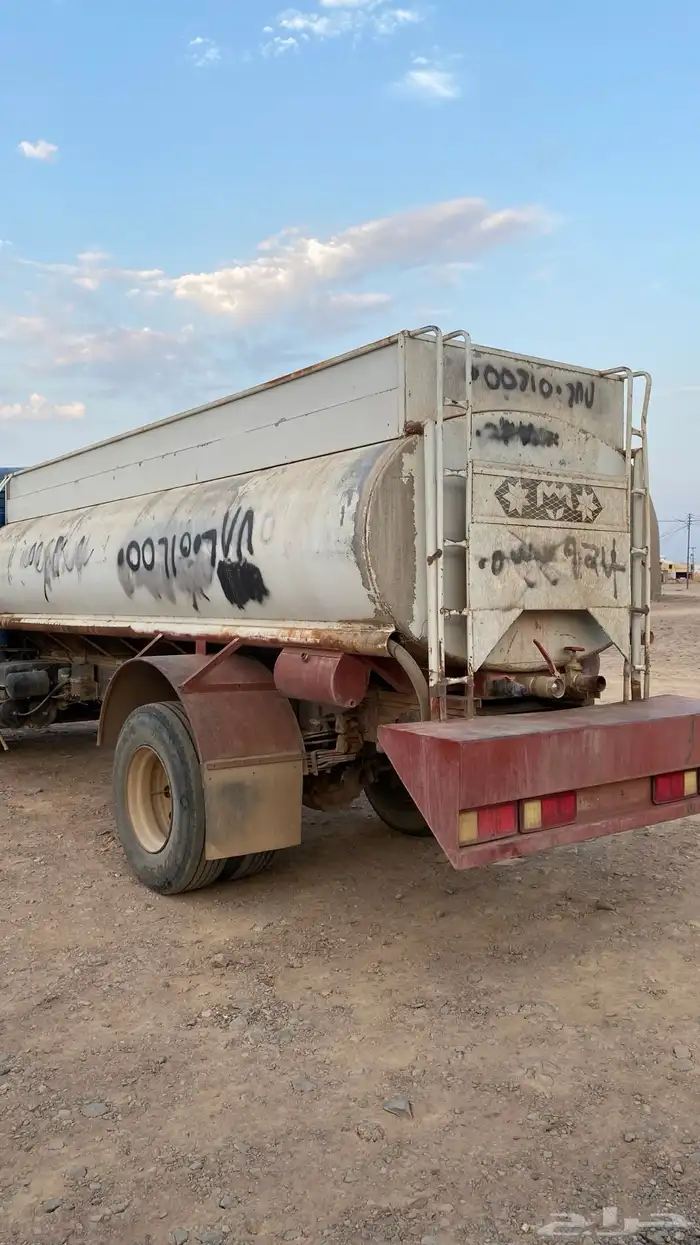 للبيع وايت البي عايدي اساس مديل 1990 2